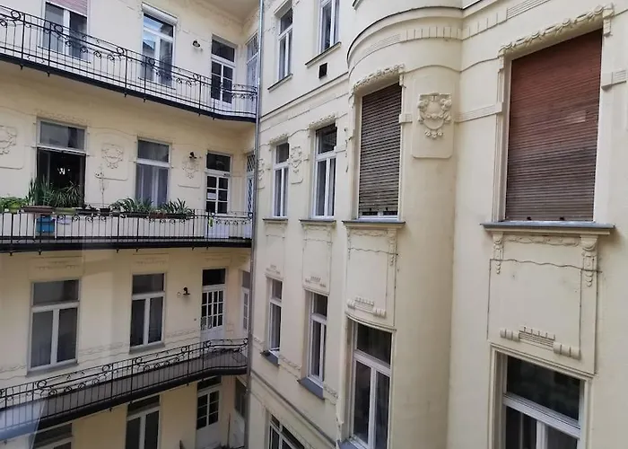 Luxury Apartment Near Astoria With Ac